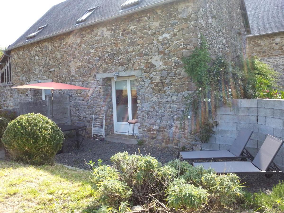 Vila La Campagne De Bas Heugueville-sur-Sienne Exteriér fotografie